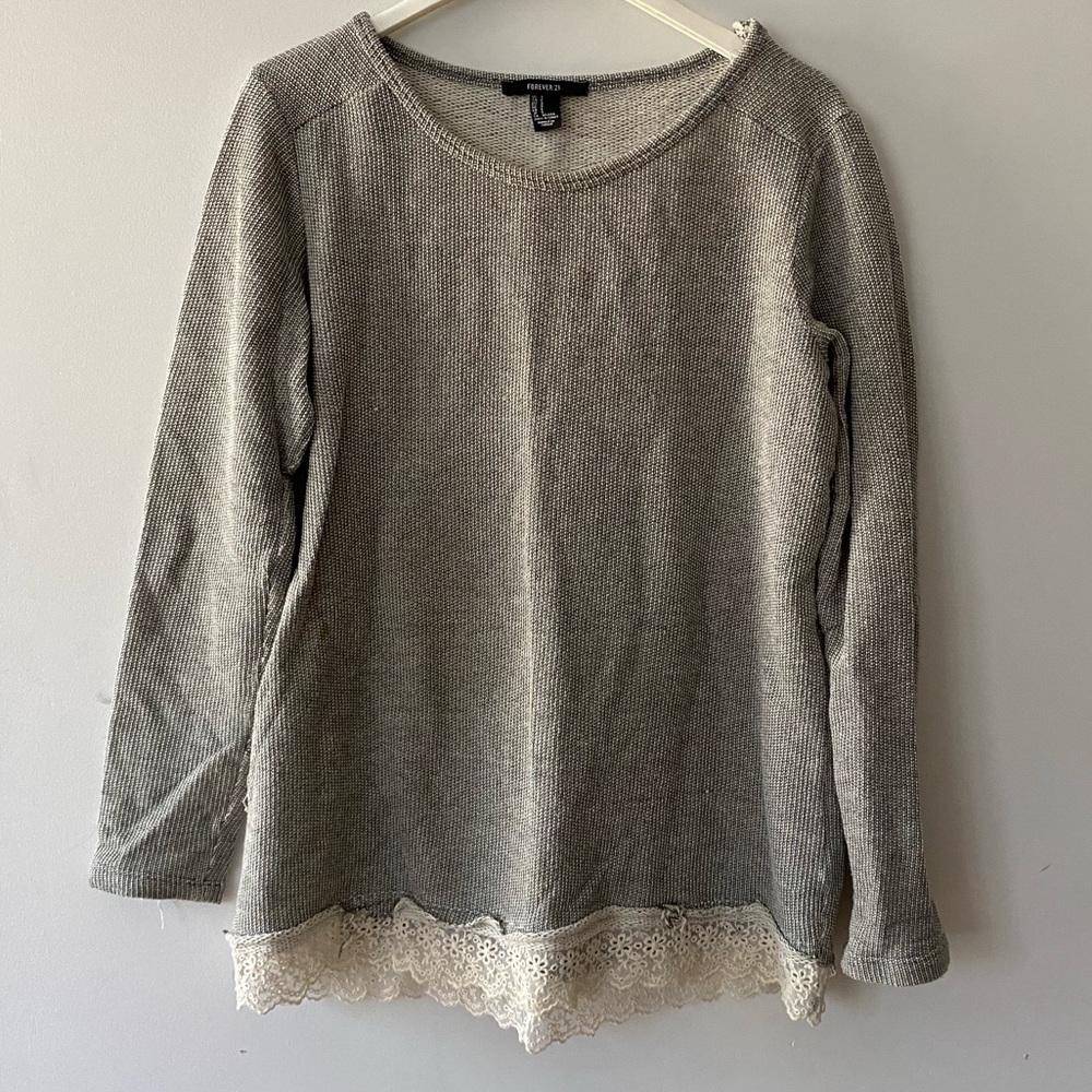 Forever21 Light Gray Sweater & Lace Trim Size S